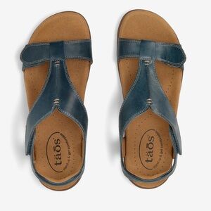 Taos The Show Petrol Blue Leather Sandals Size 10